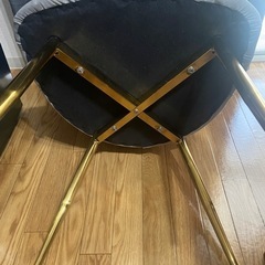 椅子　デスクチェア　グレー×ゴールドの画像