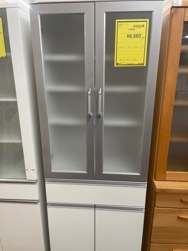 【ジモティー割引あり】【ジャングルジャングル守口店】ホワイト2枚食器棚