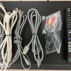 SHARP AQUOS2010年製32型液晶テレビ&2009年製ブルーレイディスクレコーダーの画像