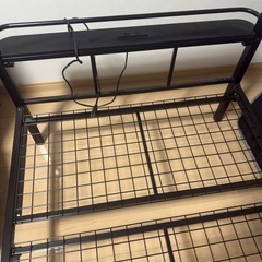 ベッドフレーム(マットレスなし)の画像