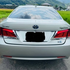 トヨタ　クラウン　ハイブリッドの画像