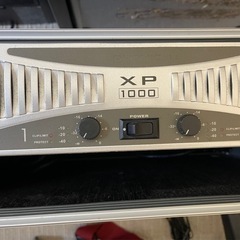 Phonic XP1000 パワーアンプ 動作確認済み　ラックケース付きの画像