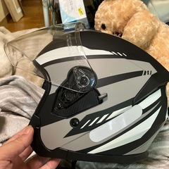 新品ヘルメットサングラス内蔵の画像