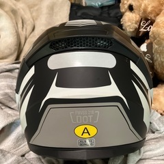 新品ヘルメットサングラス内蔵の画像