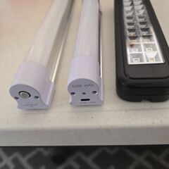 充電式　LEDマグネットライト　おまけ付きの画像