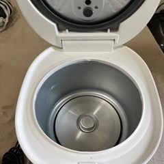 【超美品】3合炊き炊飯器の画像