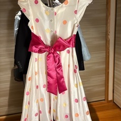 子どもドレス　白　ピアノ発表会の画像
