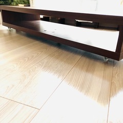 キャスター付き家具の画像