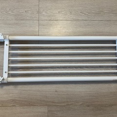 つっぱり棒の画像