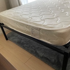 シングルベッドの画像