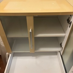 食器棚　無料で差し上げますの画像