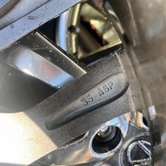 レクサスNX純正　225/60R18アルミタイヤ４本セットの画像