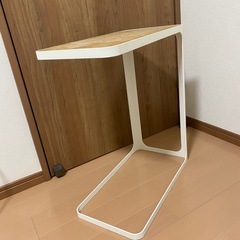 ソファーテーブル　サイドデスクの画像
