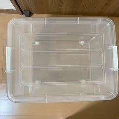 ローラー付き収納ケースの画像