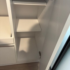 食器棚の画像