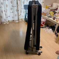 簡易ベッドの画像