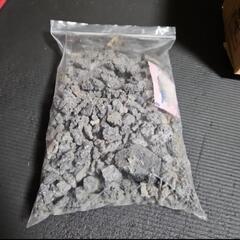 有孔ボードと園芸用品の画像