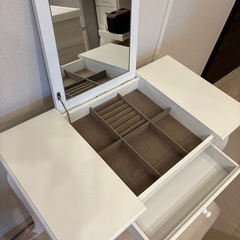 ドレッサーの画像