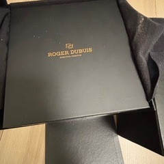 ロジェデブイ時計空箱ROGER DUBUIの画像
