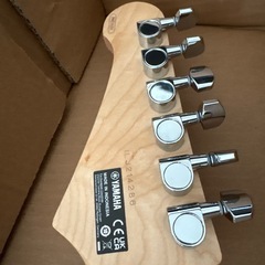YAMAHA PACIFICA112V BLの画像