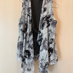 婦人用オシャレＴシャツ カーディガン スカーフ付きの画像