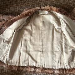 フランスラパン毛皮ハーフコート
の画像