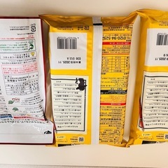 食品類　9点まとめ　ピエトロパスタソース　だしの素　ほうじ茶パック　白ワイン　塩　お菓子　非常食の画像