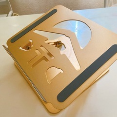 Amazon人気商品 ノートパソコンスタンド ゴールド の画像
