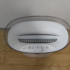 シャープ プラズマクラスター7000搭載 空気清浄機 14畳 リビングタイプ FU-P50-W ホワイト

の画像