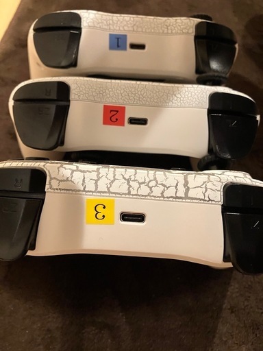 ③Switchﾌﾟﾛｺﾝ【中古美品3個 】