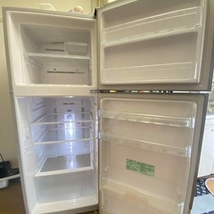 冷蔵庫の画像