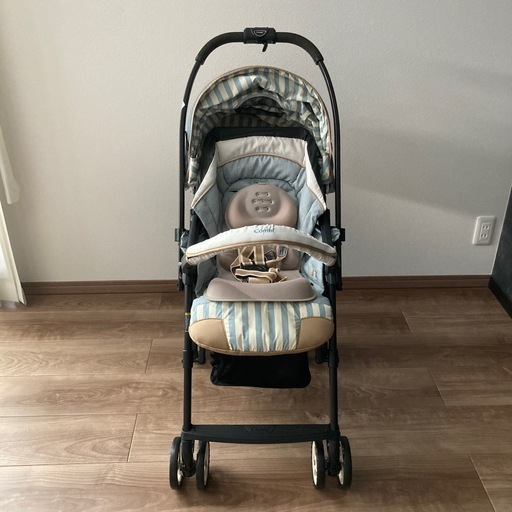 Combi ベビーカー　MC-400