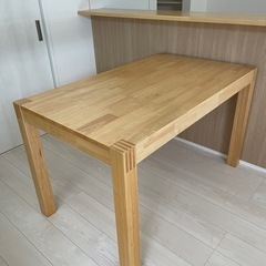 IKEA ダイニングテーブル　おまけ付きの画像
