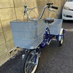 【試乗程度ほぼ新品！】三輪自転車　大人用　シニア　三輪車　カインズの画像