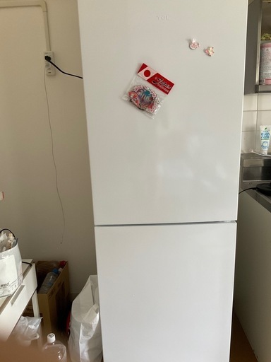 2024年製
TCL冷蔵庫