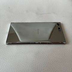 動作品 Xperia XZ Premium SONY SO-04J　の画像