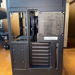 NZXT H9 Elite 2層構造 ミドルタワー PCケース 強化ガラスモデル Black の画像