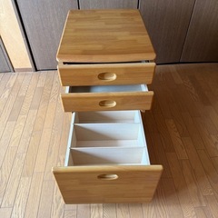 収納家具の画像