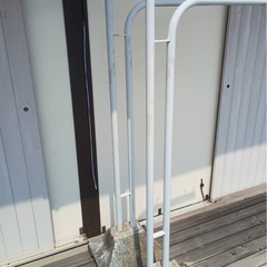 物干し台①　パイプ　金属の画像