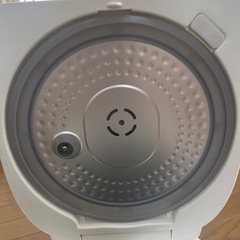 炊飯器の画像