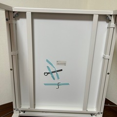 テーブル　　IKEAの画像