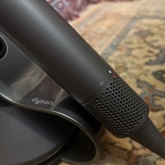 【美品】Dyson Supersonic スタンド&アタッチメントセットの画像