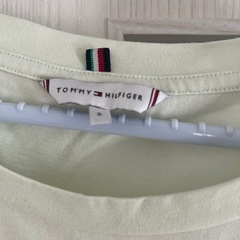 トミーヒルフィガーTシャツの画像