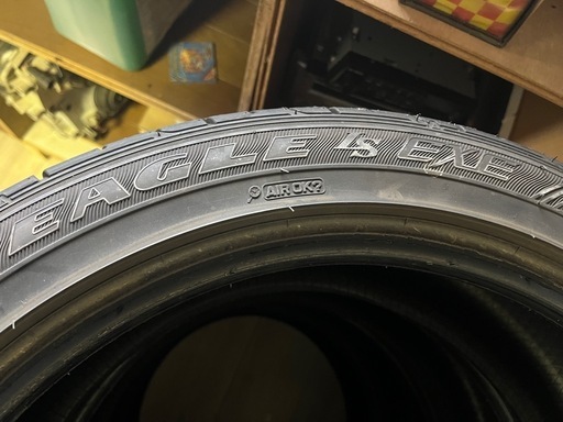 夏タイヤ　215/45/R17 グッドイヤー　22年製