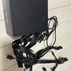 550w電源の画像