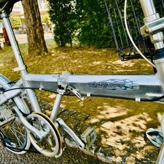 折りたたみ自転車の画像