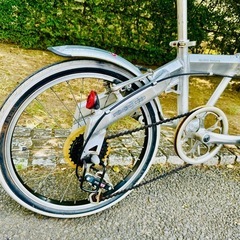 折りたたみ自転車の画像