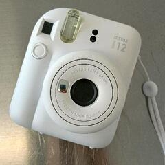 0824-066 FUJIFILM instax mini12　カバー付きの画像