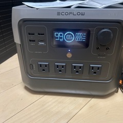【タイムセール❗️】ポータブル電源ECOFLOW ソーラーパネル付きの画像