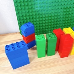 レゴ デュプロ 【廃盤品】特大(38×38)基礎板（緑）10980 ブロック60個ほどの画像